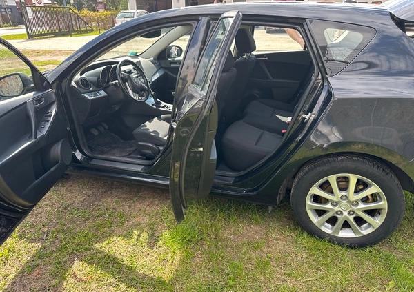 Mazda 3 cena 16500 przebieg: 226431, rok produkcji 2010 z Warszawa małe 121